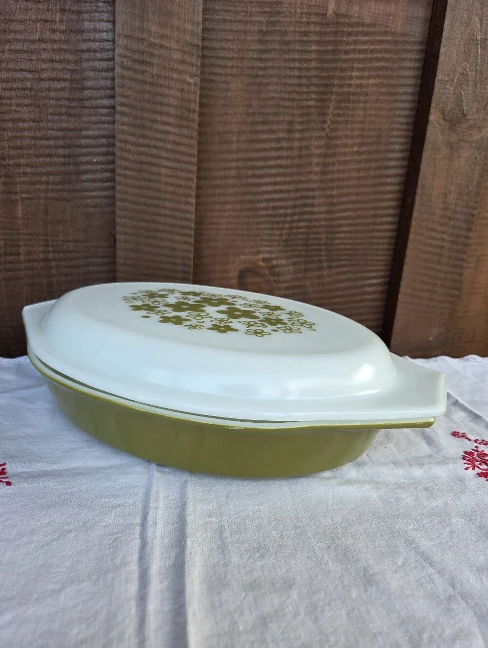 Pyrex vintage green